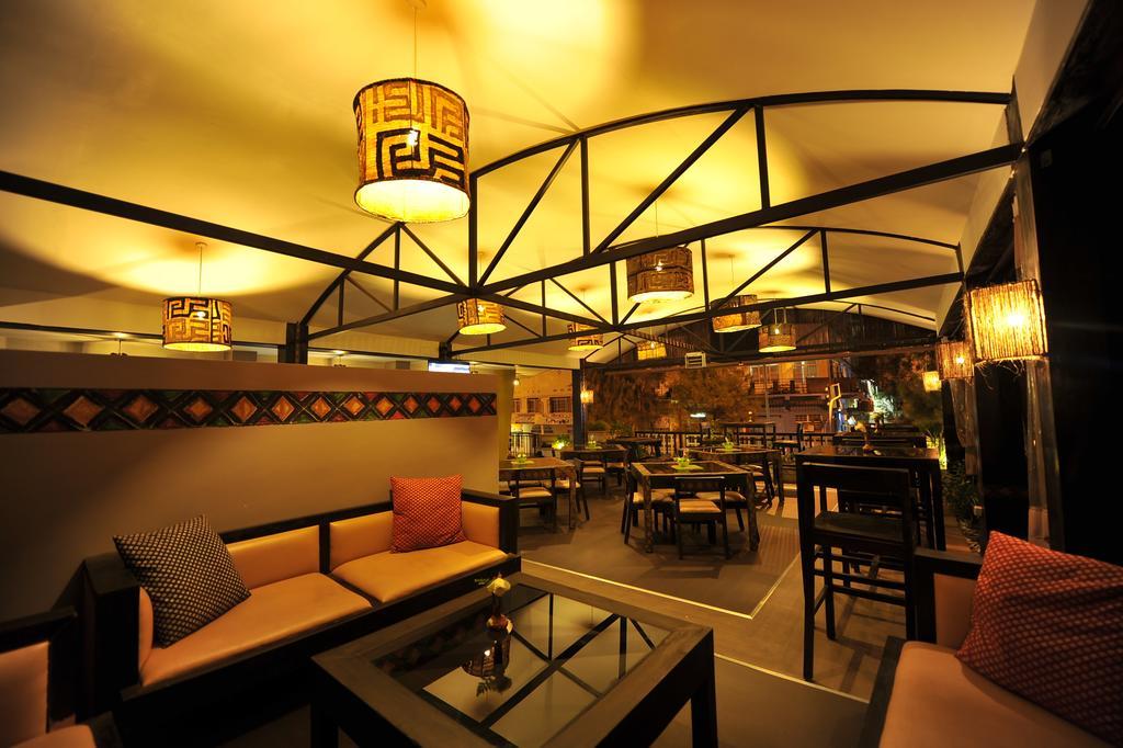 Gloria Hotel Kigali Bagian luar foto