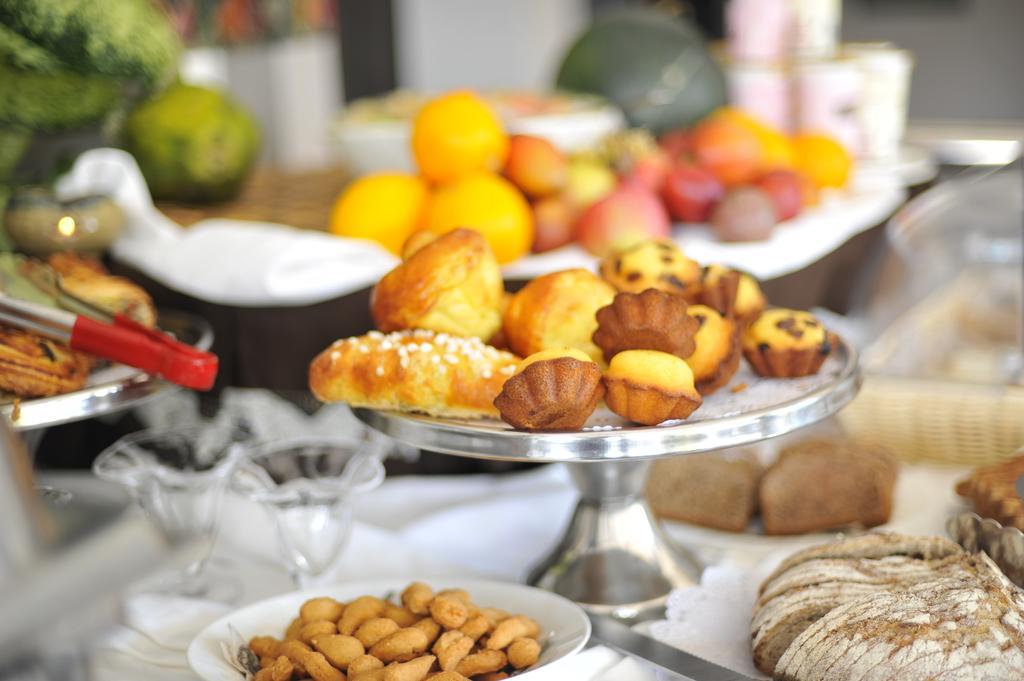 Gloria Hotel Kigali Bagian luar foto